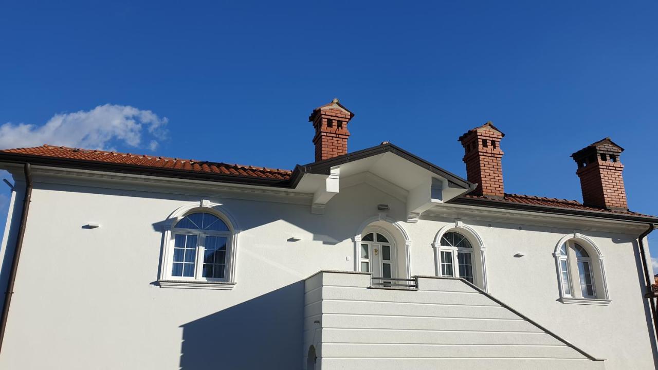 Holiday Apartment Villa Bianca Pazin Bagian luar foto